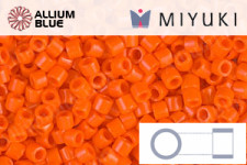 MIYUKI Delica® Seed Beads (DBM0724) 10/0 Round Medium - Opaque Green